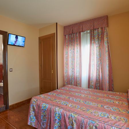 Hotel Y Casona El Carmen Perlora Ngoại thất bức ảnh