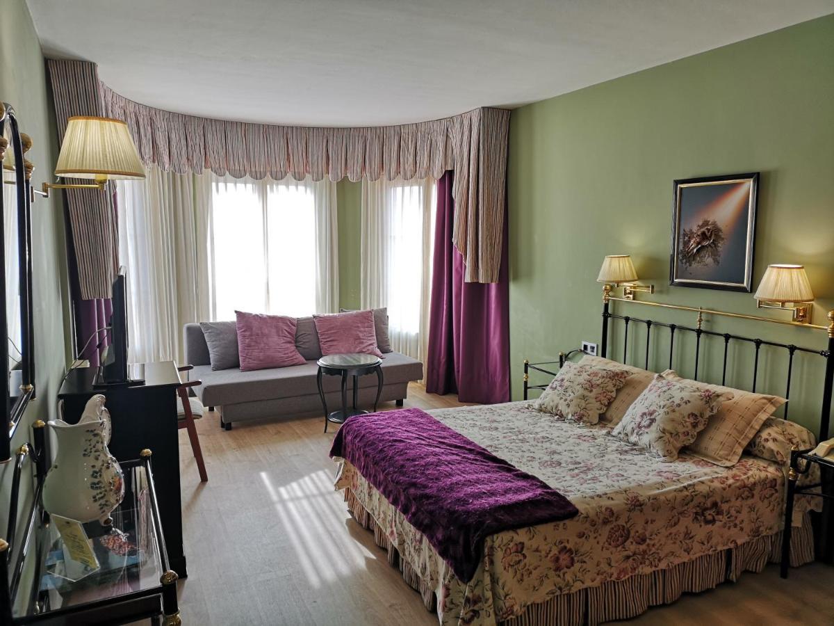 Hotel Y Casona El Carmen Perlora Ngoại thất bức ảnh