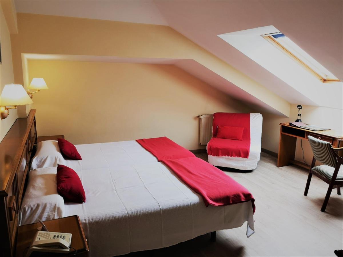 Hotel Y Casona El Carmen Perlora Ngoại thất bức ảnh