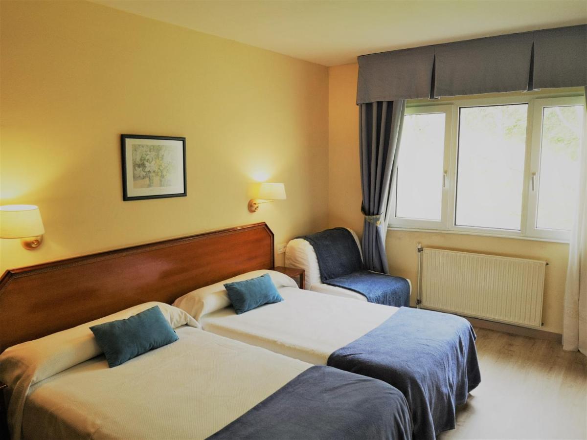Hotel Y Casona El Carmen Perlora Ngoại thất bức ảnh