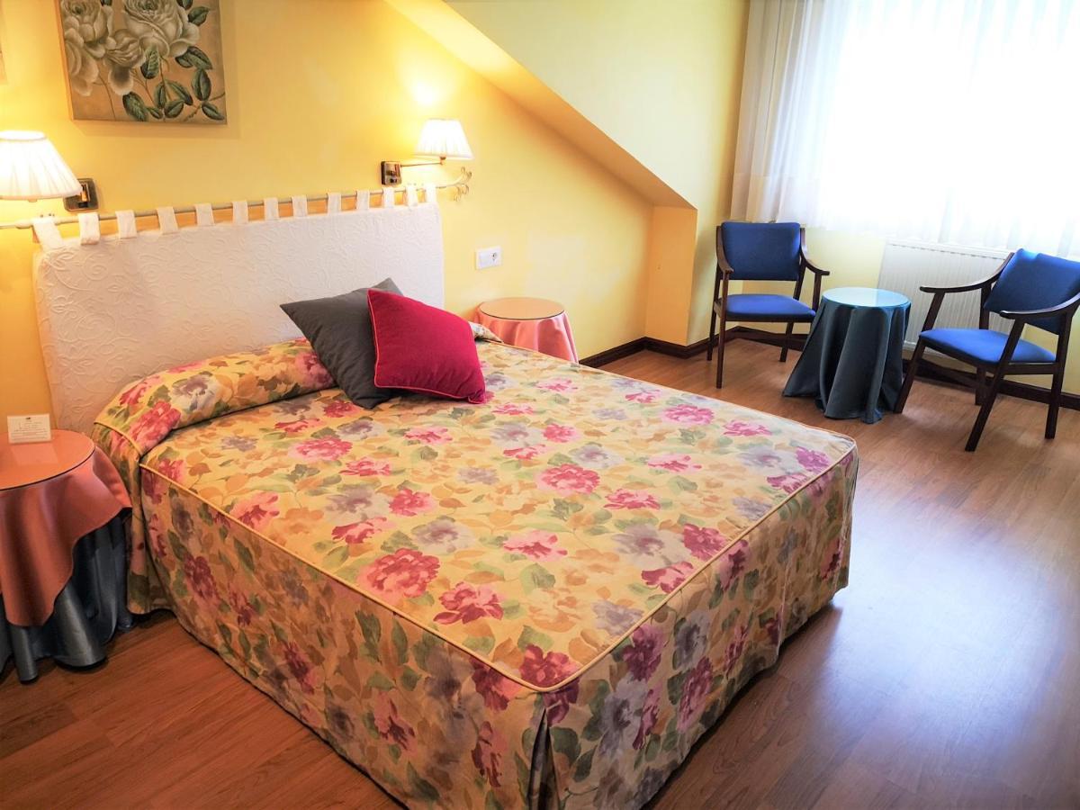 Hotel Y Casona El Carmen Perlora Ngoại thất bức ảnh