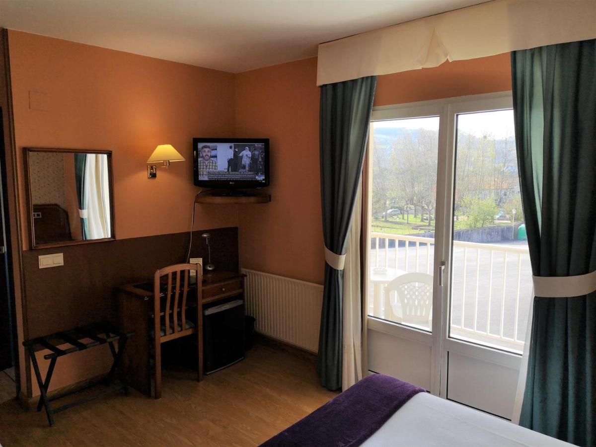 Hotel Y Casona El Carmen Perlora Ngoại thất bức ảnh
